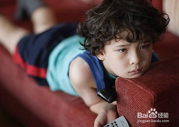 电视对孩子有哪些伤害？