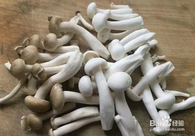 荠菜牛肉丸菌菇汤如何做