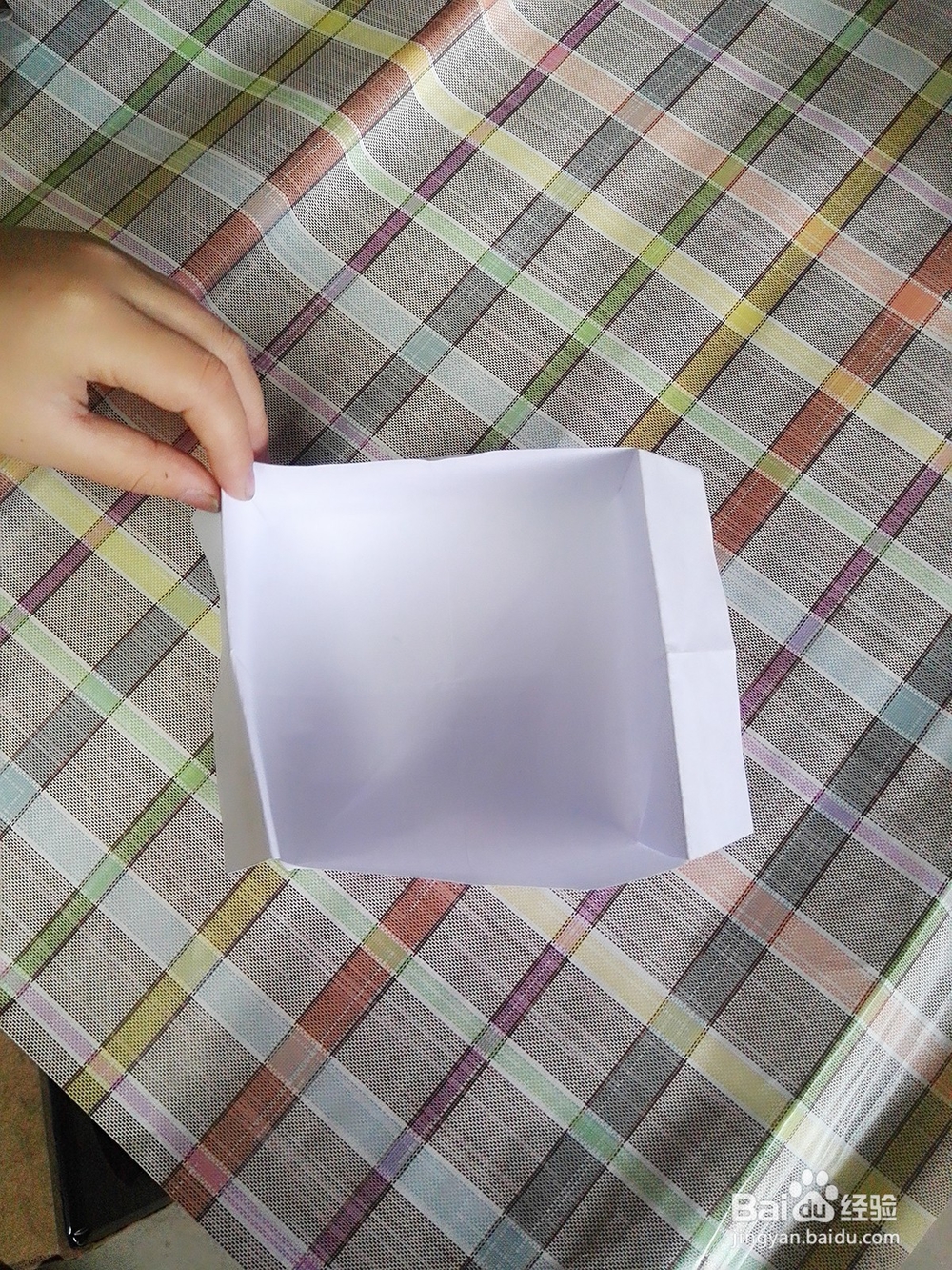 手工折纸简单收纳盒的折法