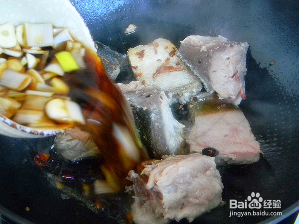 红焖金枪鱼米饭的制作方法