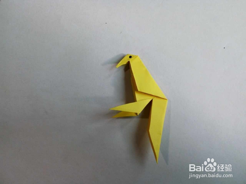 手工折纸啄木鸟