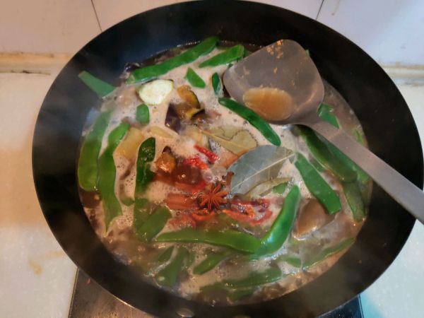 豆角茄子炖土豆