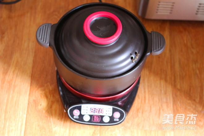 鸡肉炖蘑菇的做法