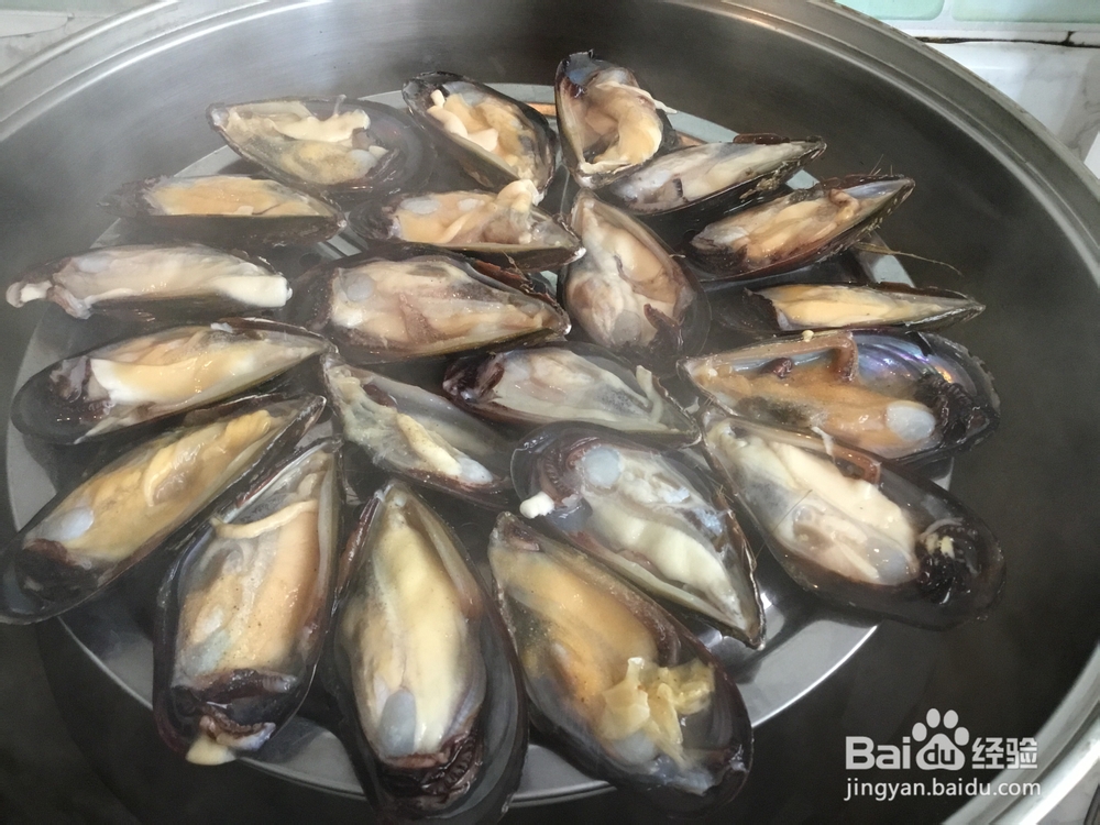 自己做蒜蓉蒸青口贝海鲜美食