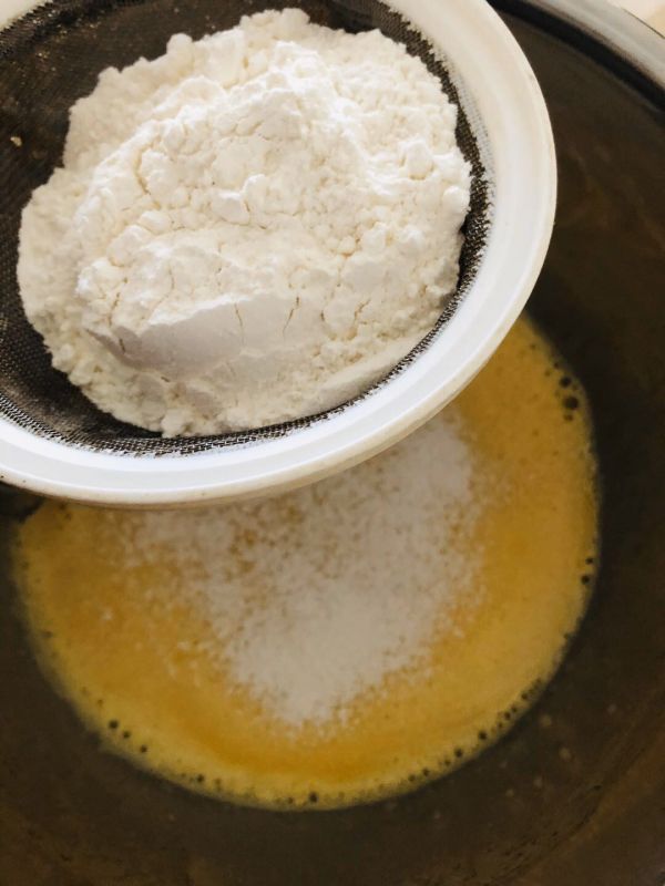 八寸中空戚风蛋糕