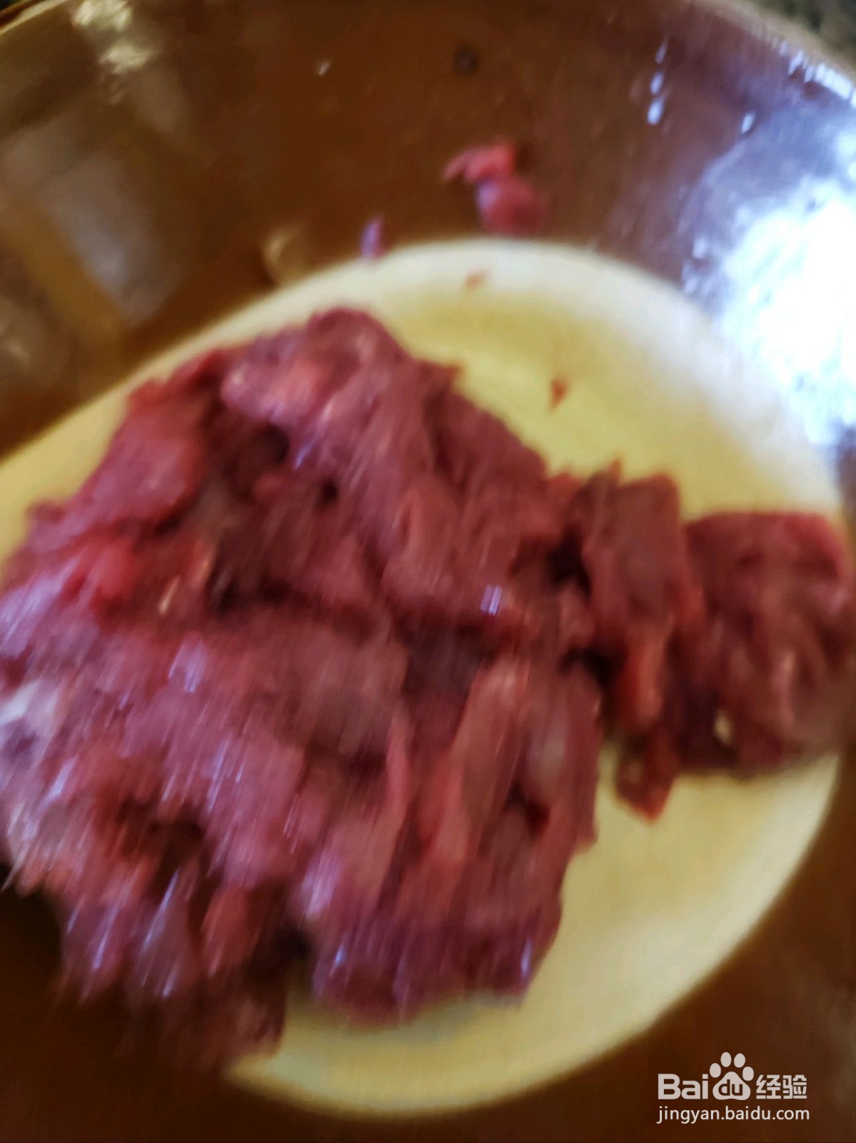 芹菜牛肉丝的做法