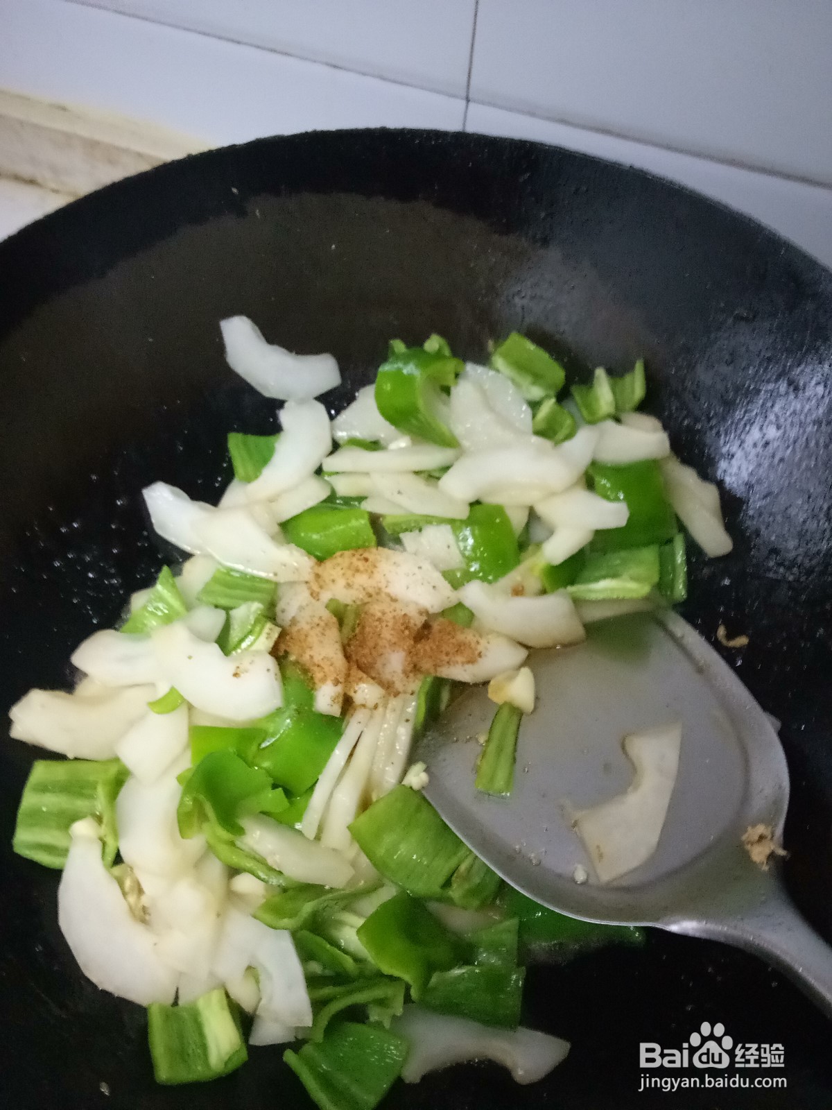 黄瓜青椒炒鸡胸肉