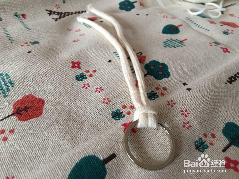 怎样做小熊钥匙包?