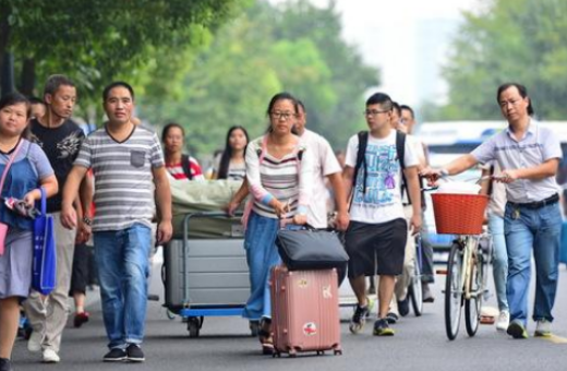 父母送孩子上大学的寄语