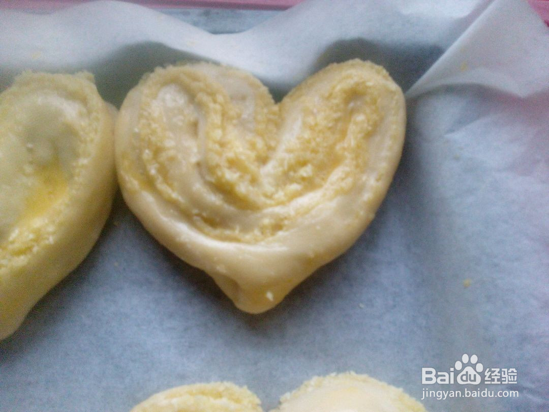 心形椰蓉面包的做法