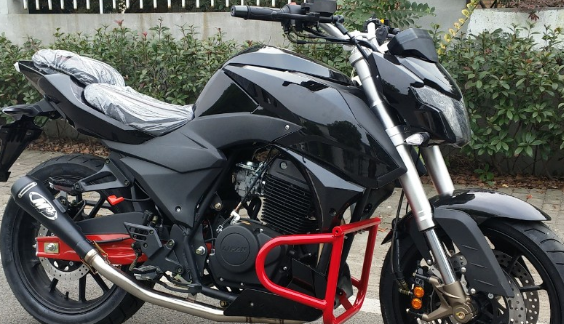 为什么地平线重机车油箱那么大