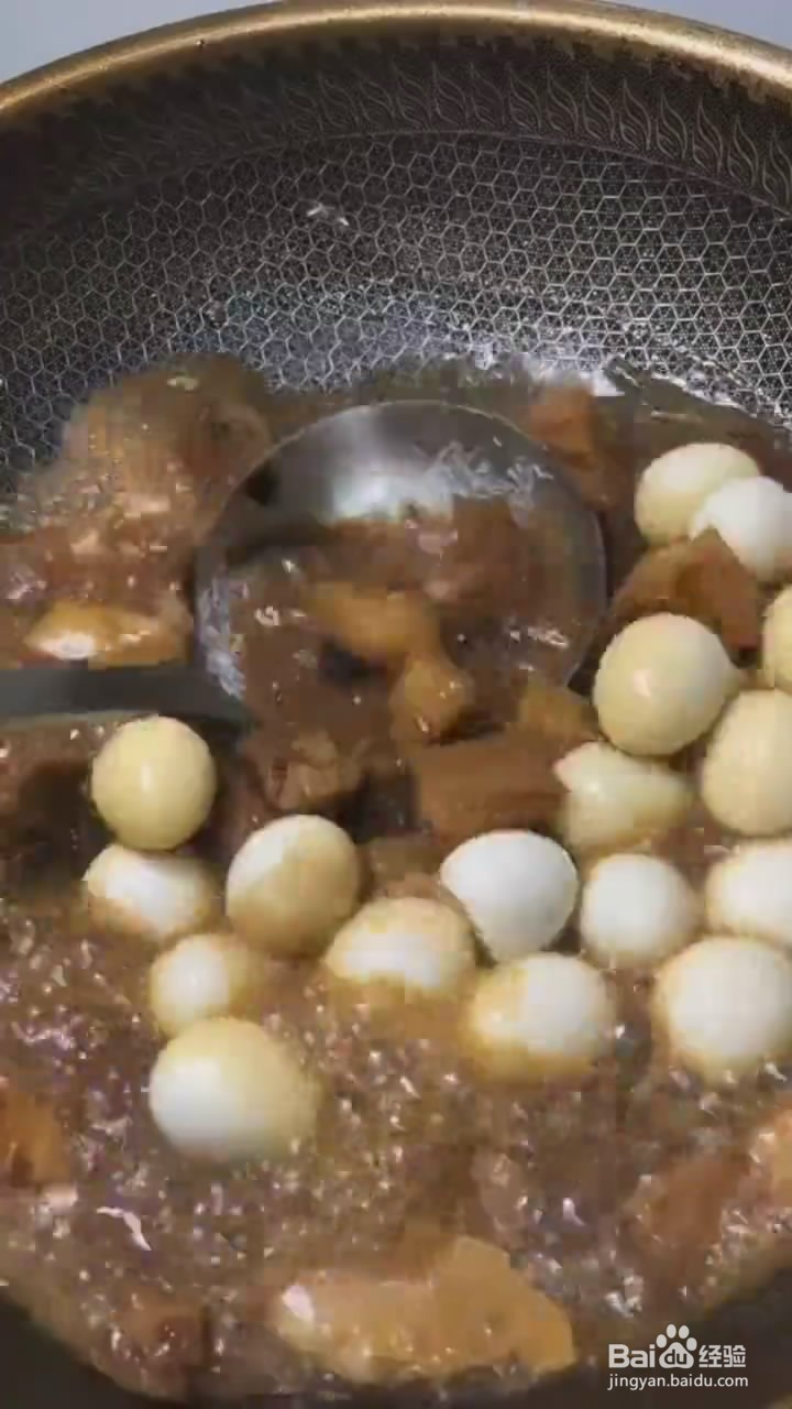 如何制作红烧肉炖鹌鹑蛋