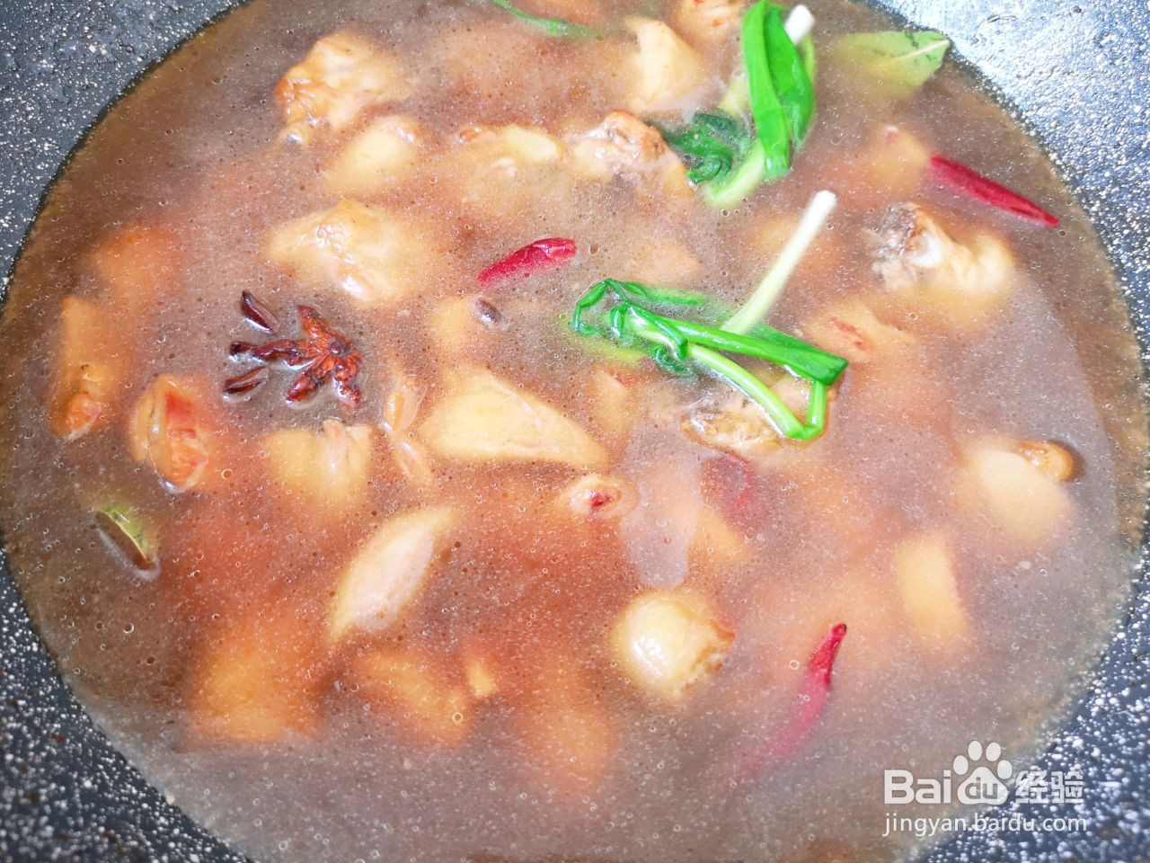 鸡腿炖土豆的做法