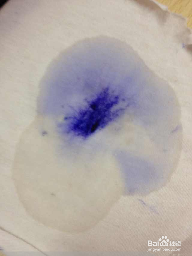 油画颜料渍怎么洗