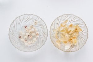 莲子百合银耳羹的攻略