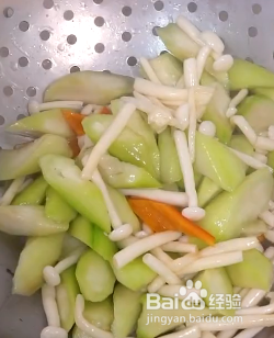 丝瓜炒鸡蛋怎样做好吃呢