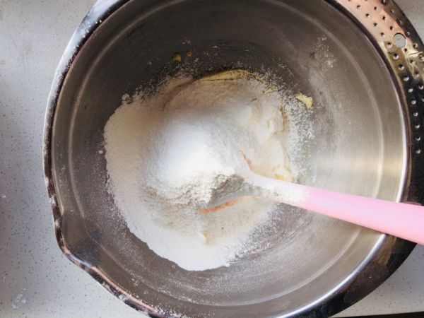 红丝绒脆皮泡芙