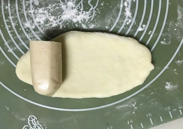 迷你一口肠仔包