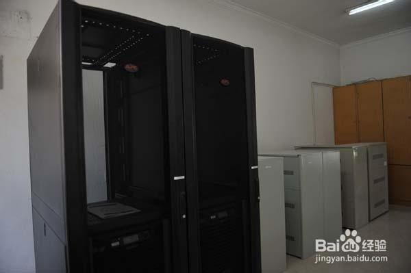 安防视频监控机房都需要什么设备