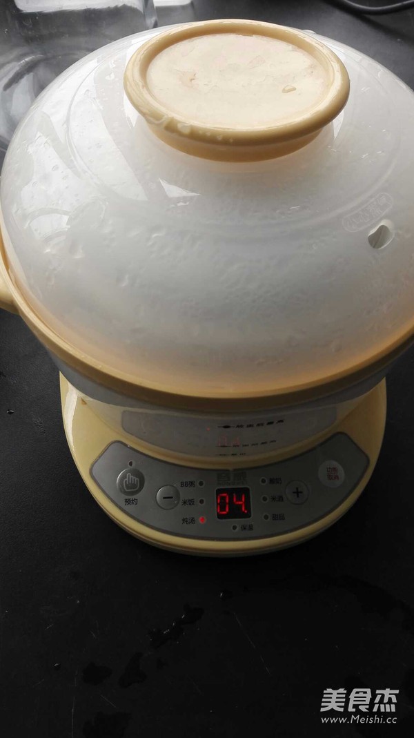 花旗参炖猪骨汤