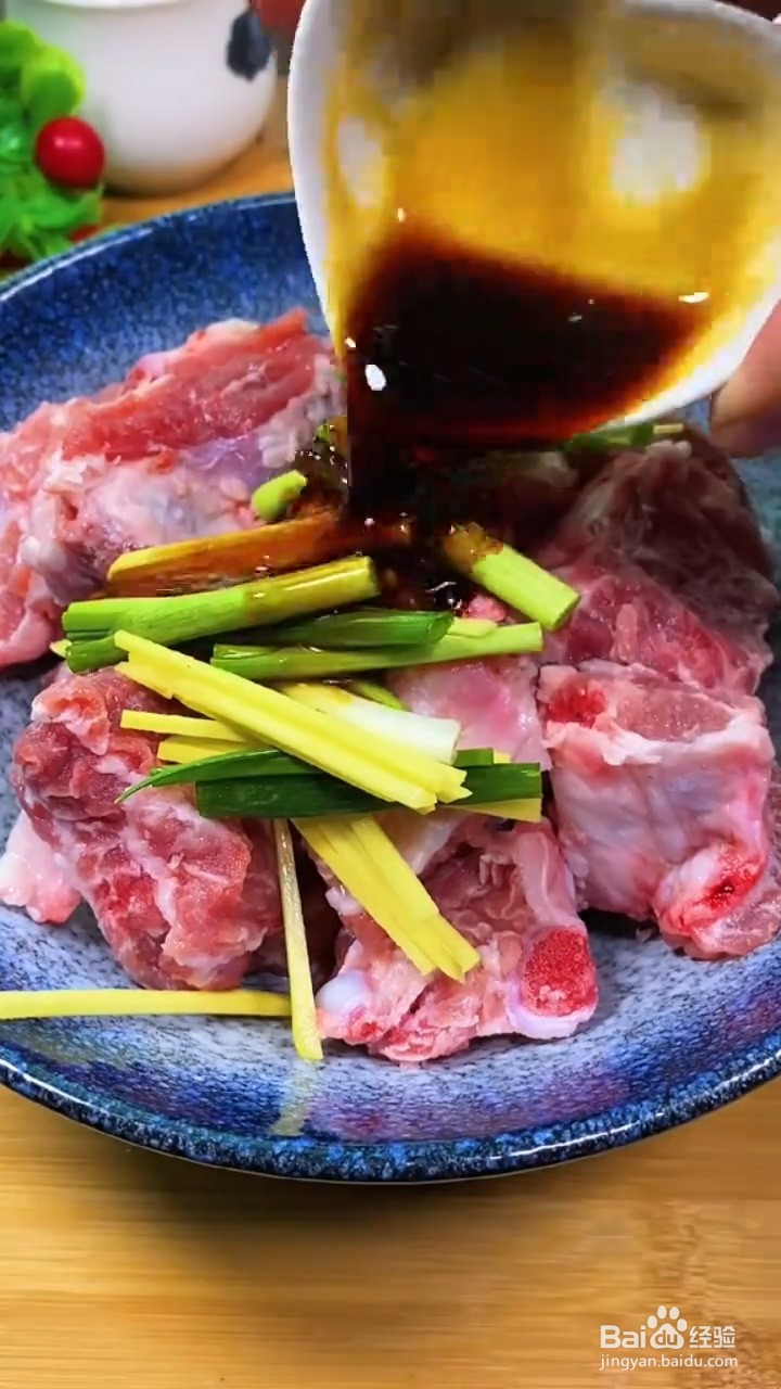 如何自制美味好吃的家常版粉蒸排骨