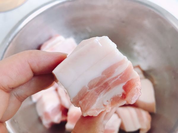 快手蜜汁红烧肉