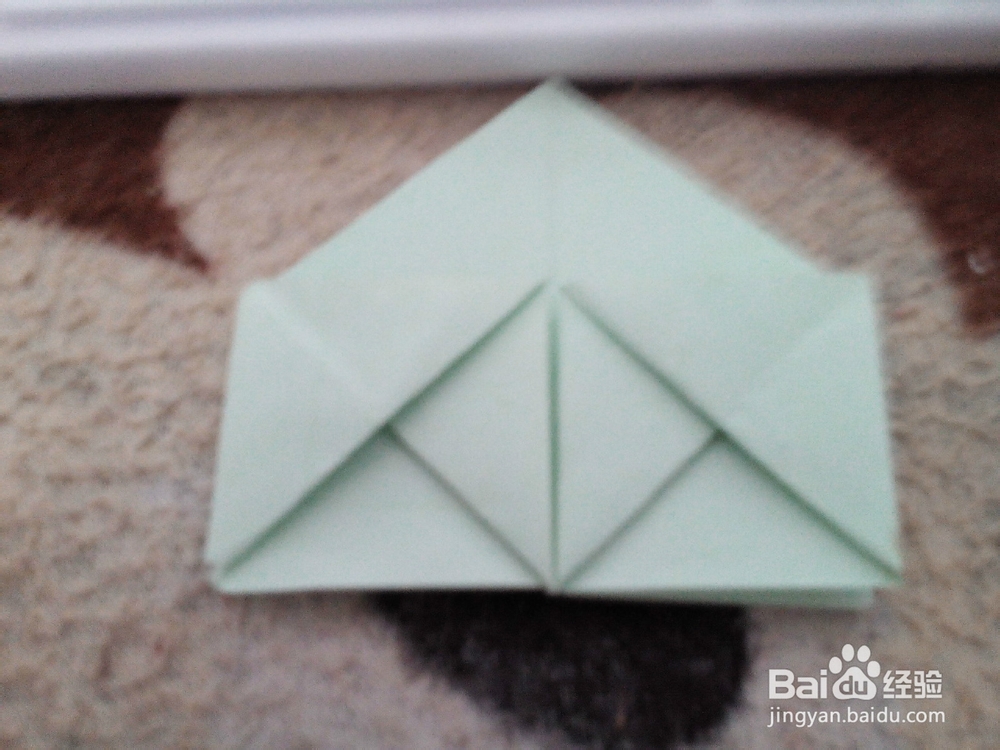 怎样用彩纸折漂亮的心形