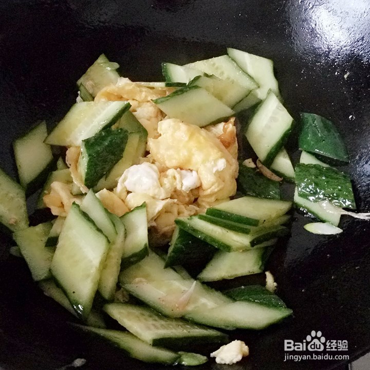 鸡蛋炒黄瓜片怎么做好吃