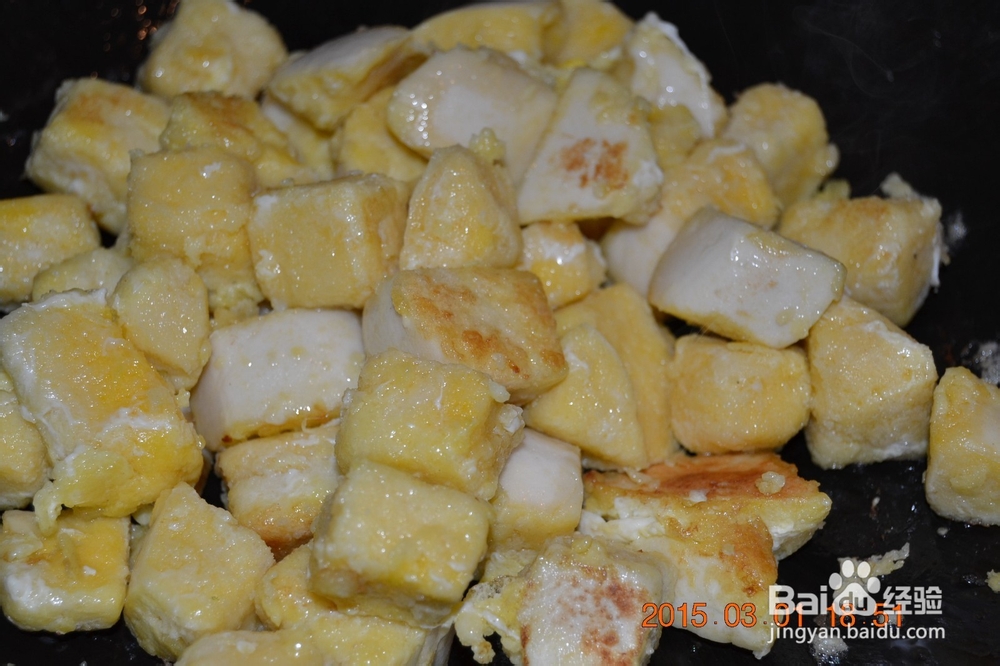 简单处理剩馒头-黄金鸡蛋馒头块