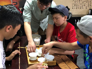 当代大学生如何围绕茶道精神？