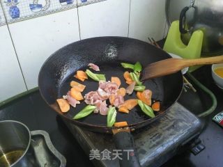 如何做干锅土豆片