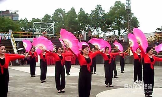 身边有哪些不需要器材就可以做的运动？