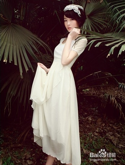 白色连衣裙搭配技巧