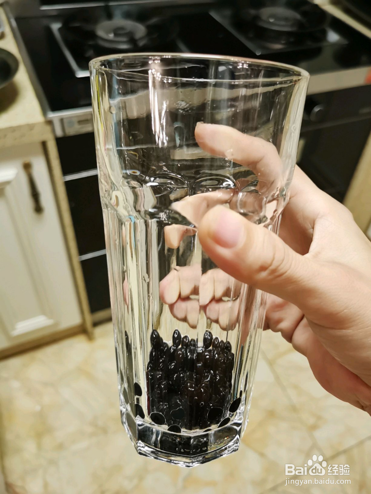 秋天里的第一杯奶茶的做法