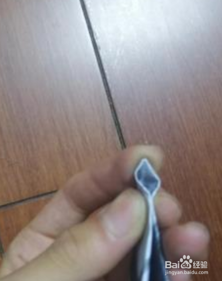 10分钟不落纸飞机折法