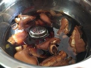 入口易化又养颜抗衰的猪手这样做怎么也不会油腻