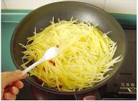 粉鲜生酸辣土豆丝