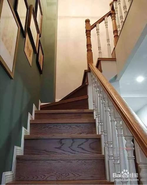 大理石楼梯的斜踢脚线制作和安装方法