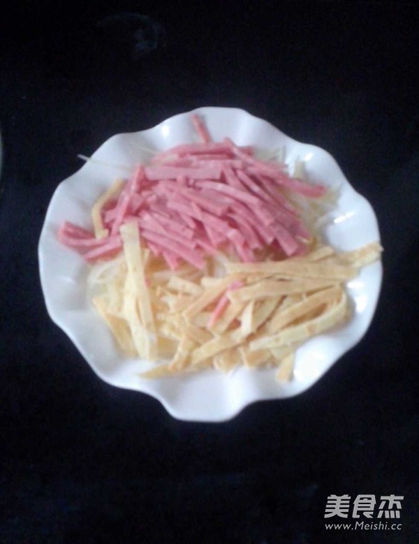蛋皮丝凉拌土豆丝