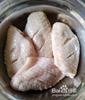 蒜香烤翅的做法