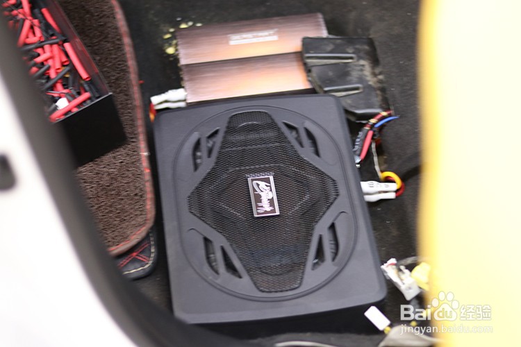 哈尔滨起亚K5汽车音响改装隔音升级案例