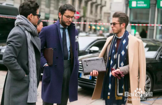 怎么选围巾能在保暖的同时显得自己很有品位?