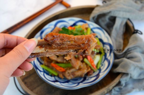 对味酱鸭#食光社干锅鸭#