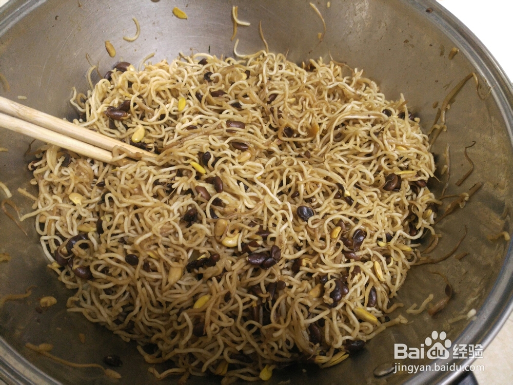 孩子爱吃的豆芽焖面