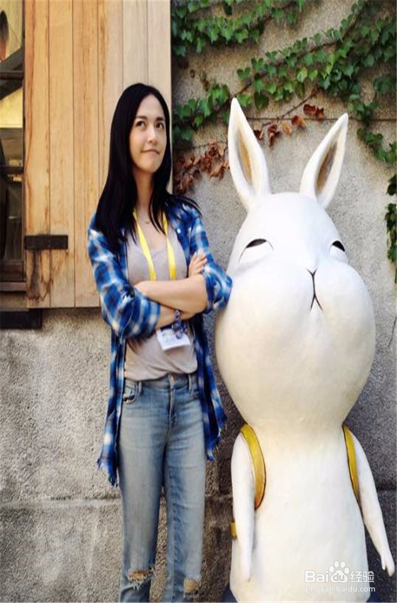 脸大的人适合什么发型和衣服