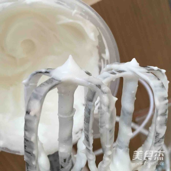 蔓越梅戚风蛋糕