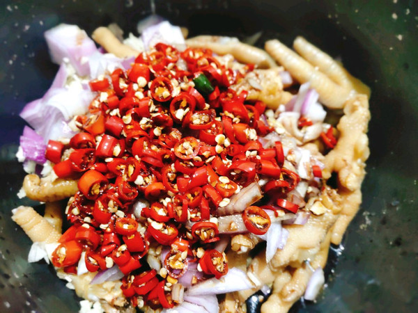 吮指灵魂麻辣泡鸡爪