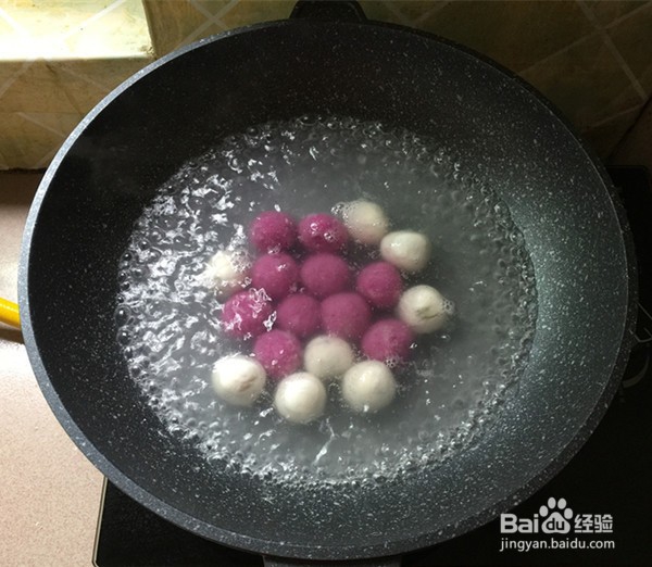 酒酿双色汤圆做法