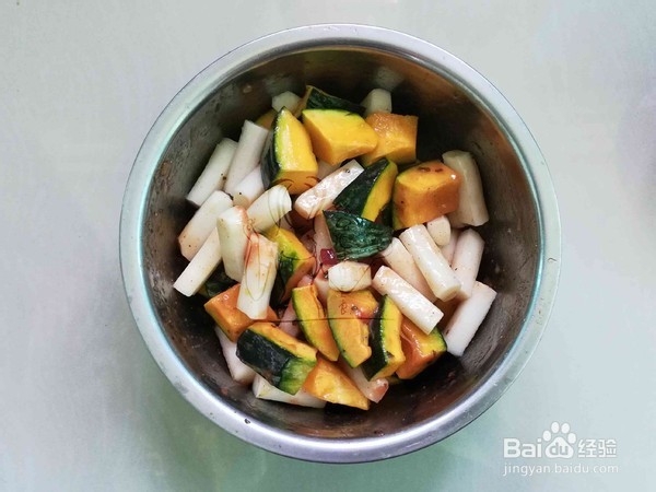 南瓜烤鸡腿的做法教程