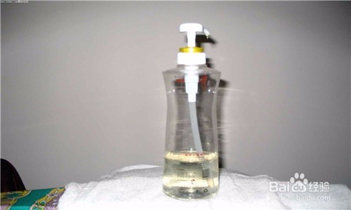 鬓角头发老是翘起来怎么办?